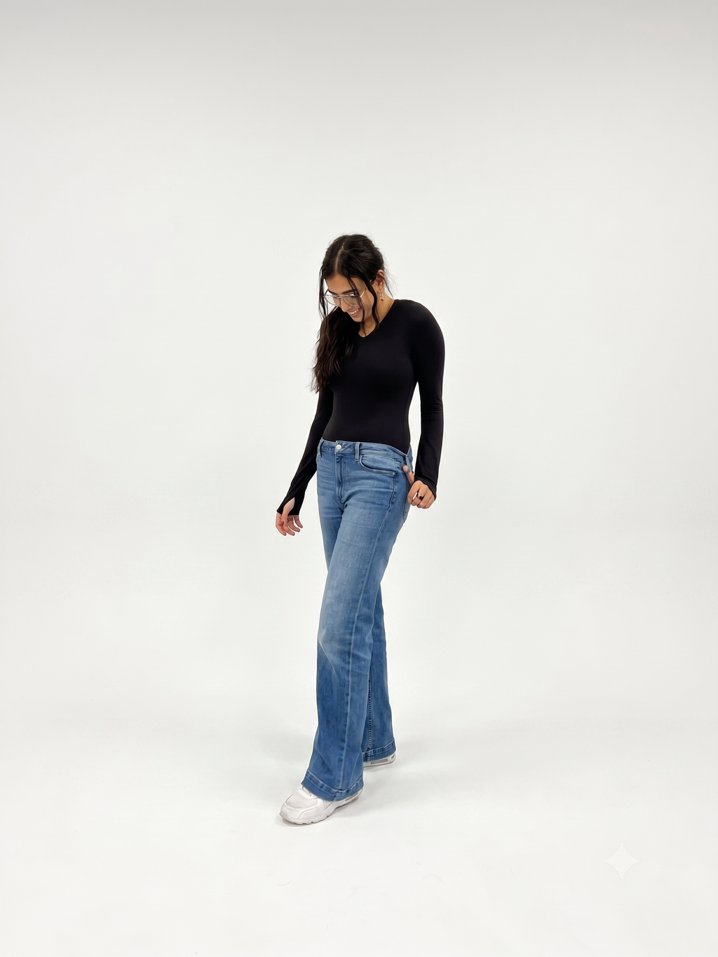 Bare V-Neck Bodysuit - Long Sleeve