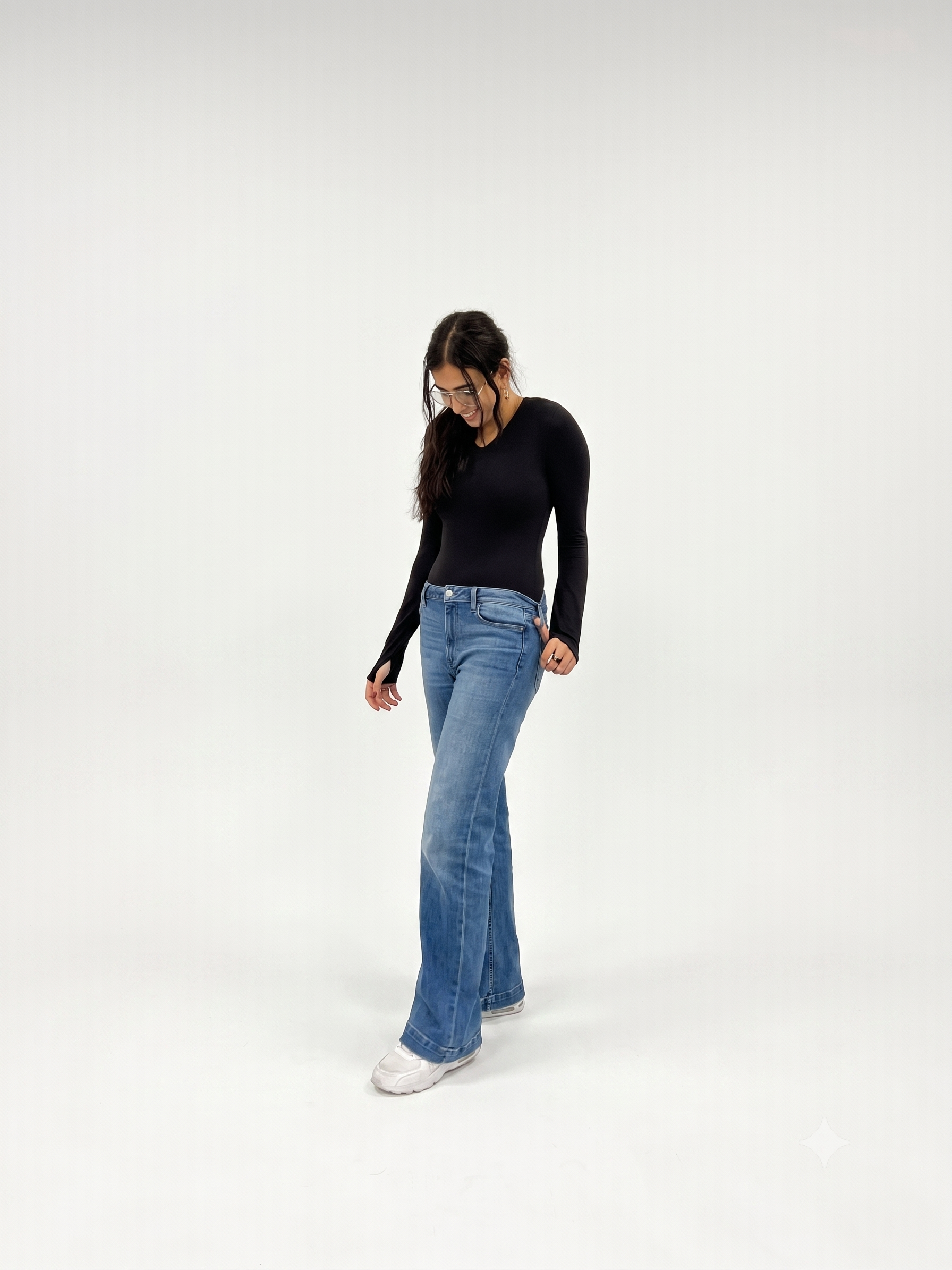 Bare V-Neck Bodysuit - Long Sleeve